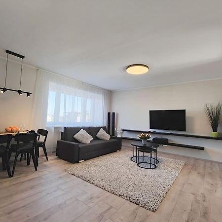 Lai Apartment In City Center Of Rakvere Kültér fotó